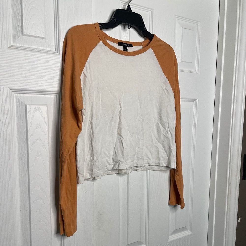 Forever 21 White & Light Orange Long Sleeve Crop Top - M